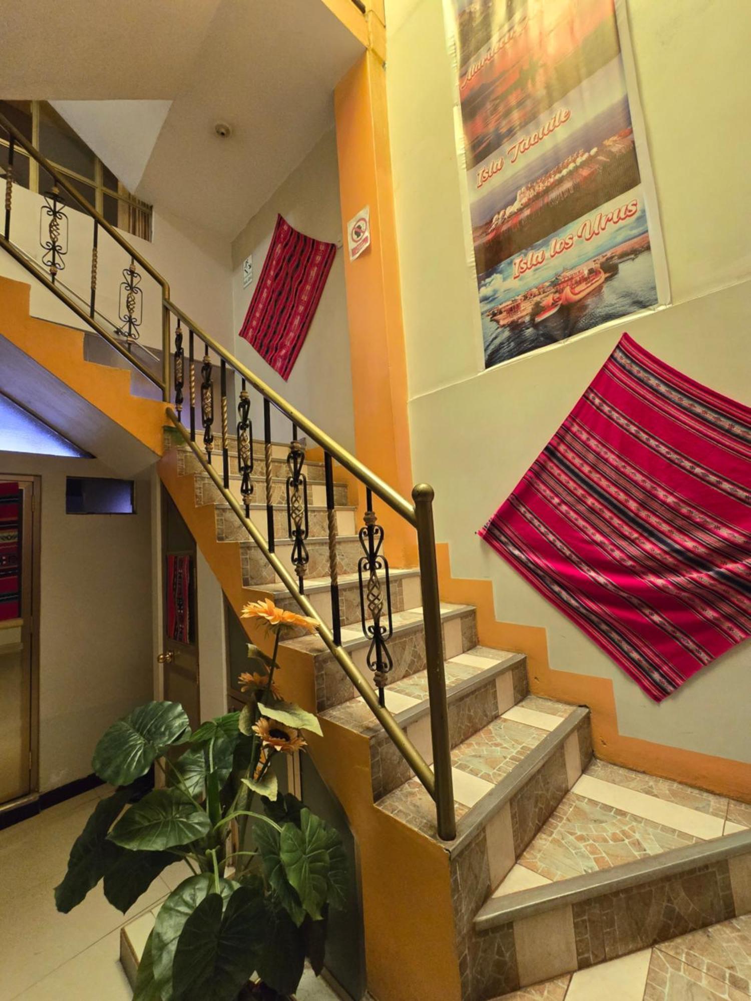 Hostal Acuarius Puno Ngoại thất bức ảnh